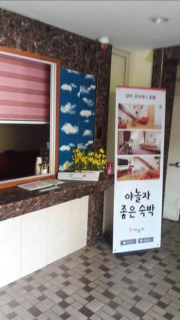 Imagen de los interiores del Hotel Korea. Foto 20