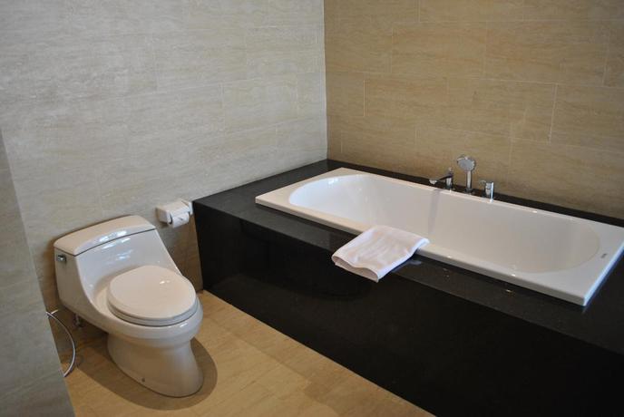 Imagen de la habitación del Hotel Kori Maharani Villas. Foto 18