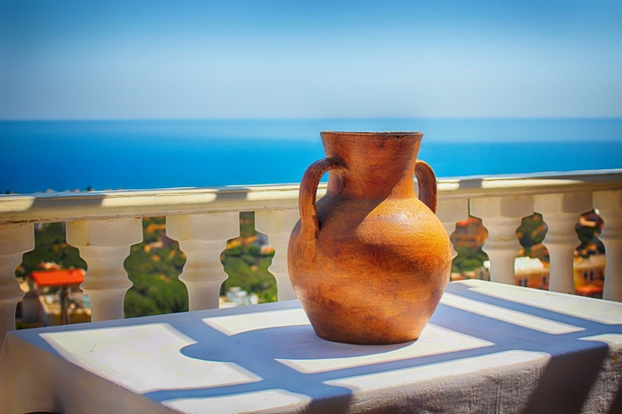 Imagen de los exteriores del Hotel Korifi Suites Art. Foto 6