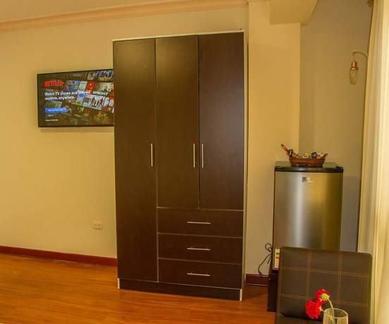 Imagen de la habitación del Hotel Korimarka Suite. Foto 7