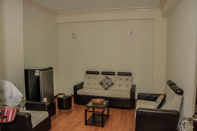 Imagen de la habitación del Hotel Korimarka Suite. Foto 8