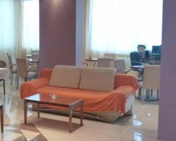 Imagen de la habitación del Hotel Korinthos. Foto 2