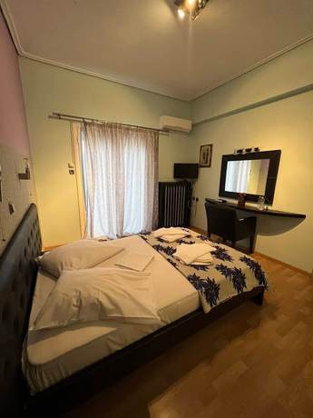 Imagen de la habitación del Hotel Korinthos. Foto 3