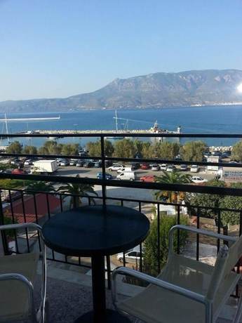 Imagen de la habitación del Hotel Korinthos. Foto 7