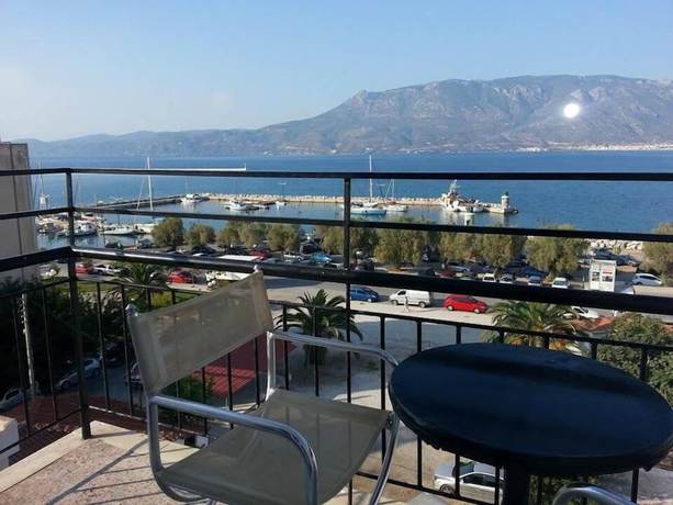 Imagen de la habitación del Hotel Korinthos. Foto 10