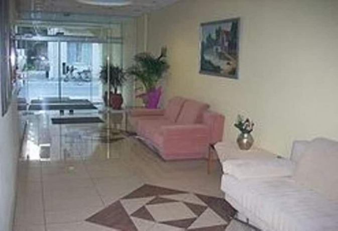 Imagen de la habitación del Hotel Korinthos. Foto 11