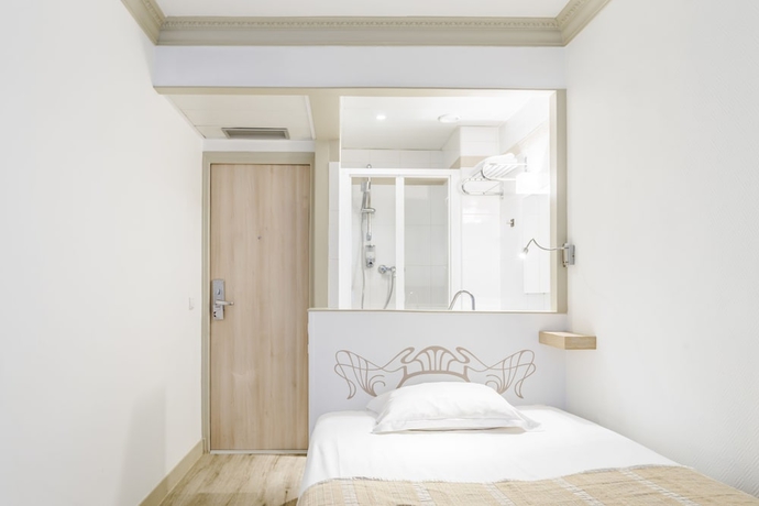 Imagen de la habitación del Hotel Korner Montparnasse. Foto 13