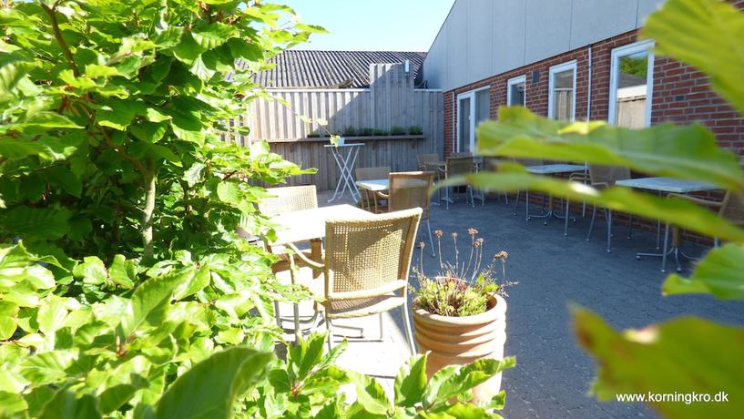 Imagen del bar/restaurante del Hotel Korning Kro. Foto 4