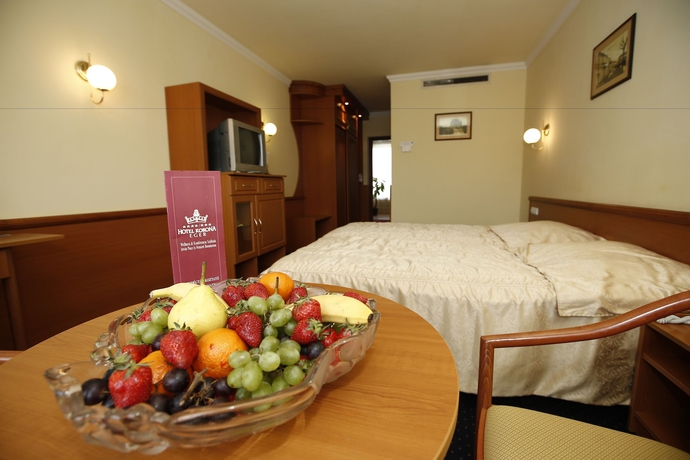 Imagen de la habitación del Hotel Korona Eger. Foto 10