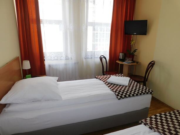 Imagen general del Hotel Korona Guest Rooms. Foto 1