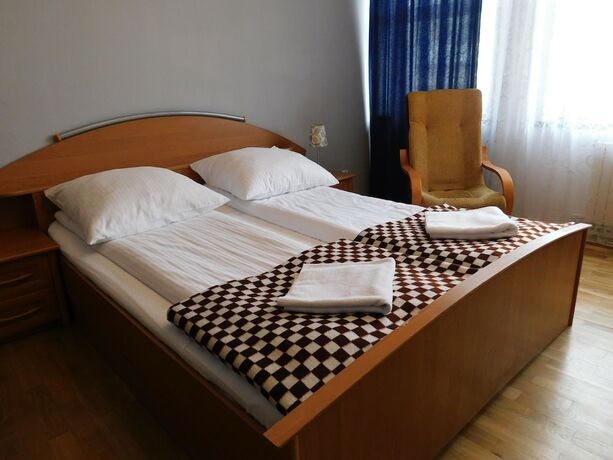 Imagen general del Hotel Korona Guest Rooms. Foto 11