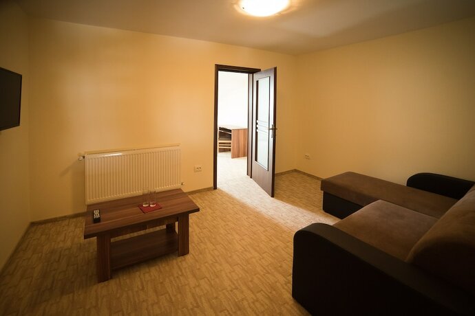 Imagen de la habitación del Hotel Korona King. Foto 16