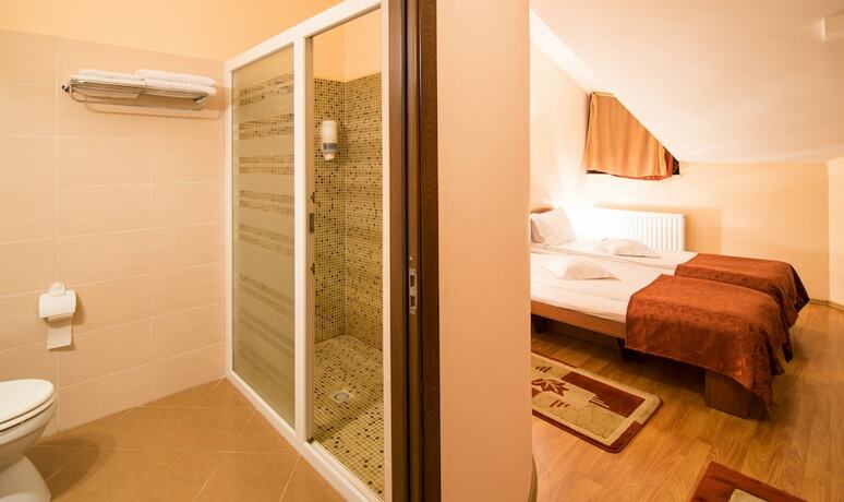 Imagen general del Hotel Korona King. Foto 3