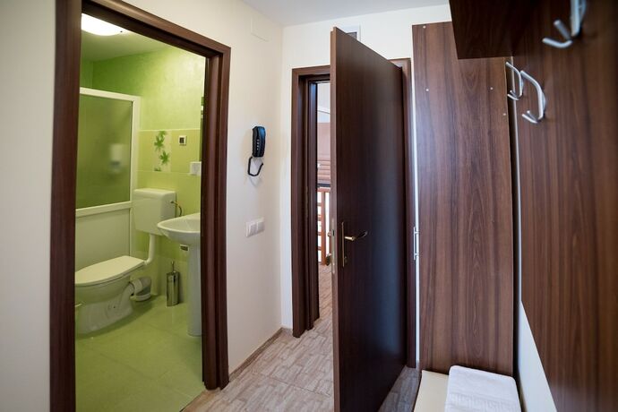 Imagen de la habitación del Hotel Korona King. Foto 18