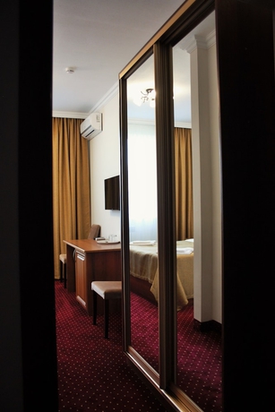 Imagen de la habitación del Hotel Korona, Nal'chik. Foto 7