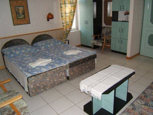 Imagen general del Hotel Korona Panzio, Balatonfured. Foto 11