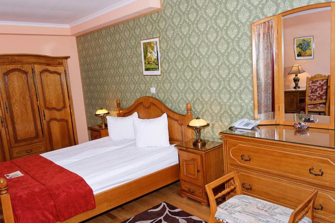 Imagen de la habitación del Hotel Korona, Sighisoara. Foto 8