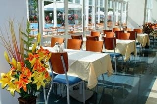 Imagen del bar/restaurante del Hotel Korona, Sunny Beach. Foto 2