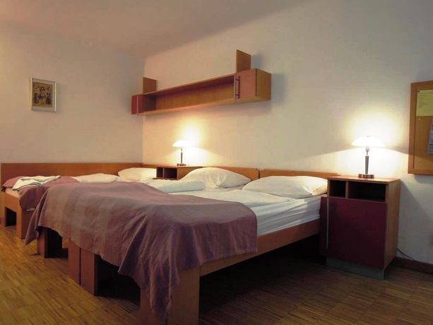 Imagen de la habitación del Hotel Korotan. Foto 7