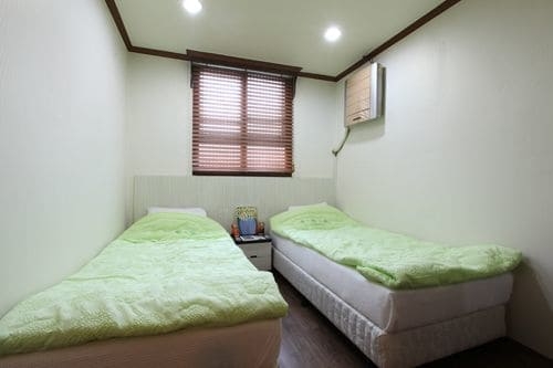 Imagen de la habitación del Hotel Korstay Guest House. Foto 8