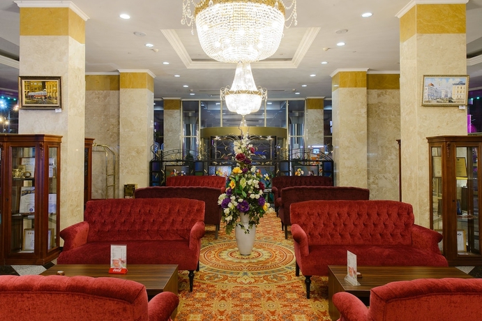 Imagen de los interiores del Hotel Korston Royal. Foto 14