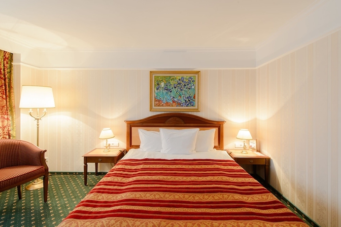 Imagen de la habitación del Hotel Korston Royal. Foto 8