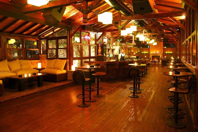 Imagen de los interiores del Hotel Korumar Deluxe. Foto 9