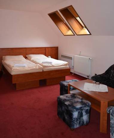 Imagen de la habitación del Hotel Koruna, Karlstejn. Foto 10