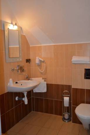 Imagen de la habitación del Hotel Koruna, Karlstejn. Foto 16