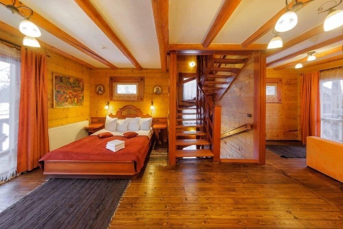 Imagen de la habitación del Hotel Koruna, Tatariv. Foto 8
