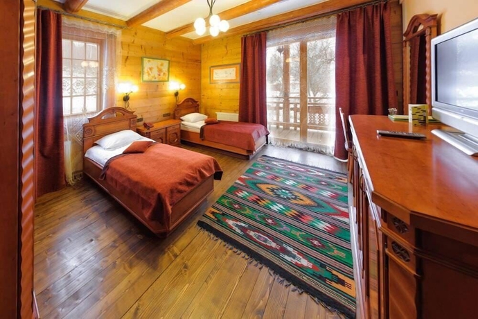 Imagen de la habitación del Hotel Koruna, Tatariv. Foto 14