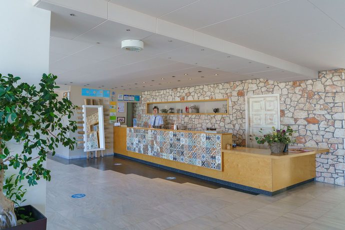 Imagen de los interiores del Hotel Kos Palace. Foto 19