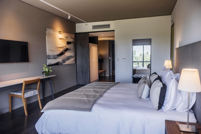 Imagen de la habitación del Hotel Kos Pilar. Foto 10