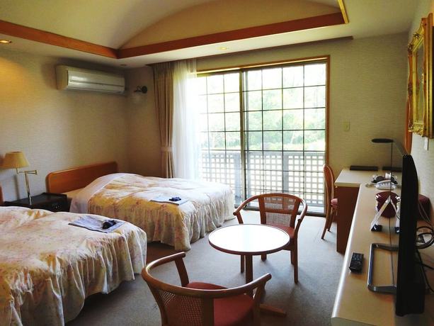 Imagen de la habitación del Hotel Kosaka Gold Palace. Foto 4