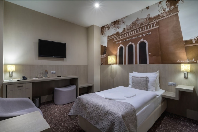 Imagen de la habitación del Hotel Košice. Foto 17