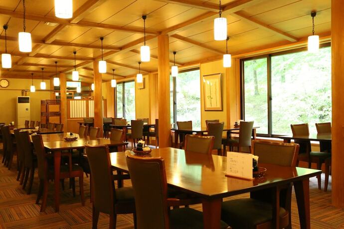 Imagen del bar/restaurante del Hotel Kose Onsen. Foto 20