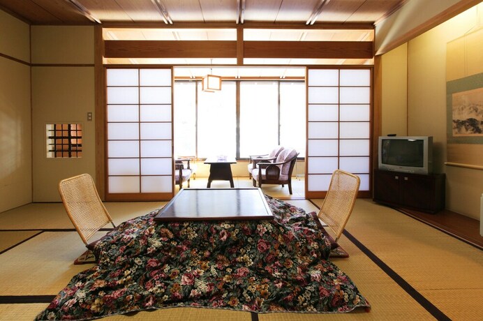 Imagen de la habitación del Hotel Kose Onsen. Foto 26