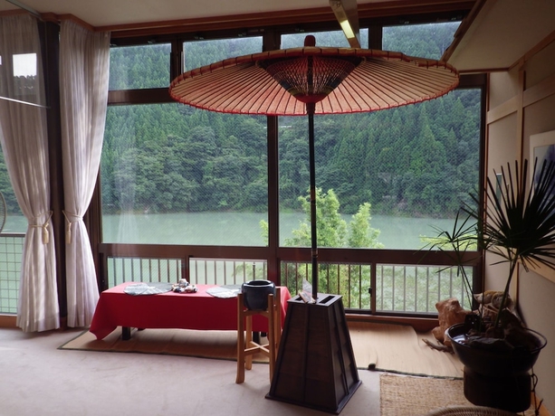 Imagen de los interiores del Hotel Kosenkaku Yoshinoya. Foto 19