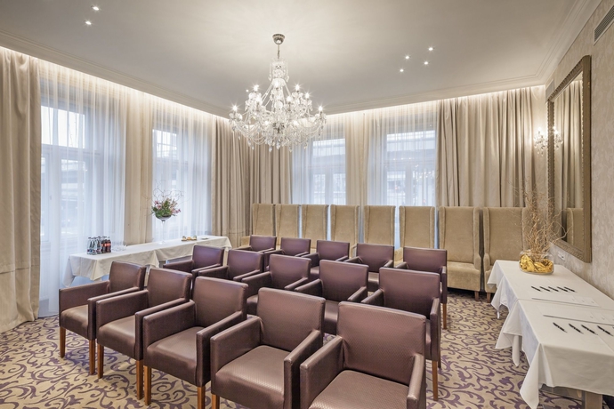 Imagen de los interiores del Hotel Kosher King David Prague. Foto 9