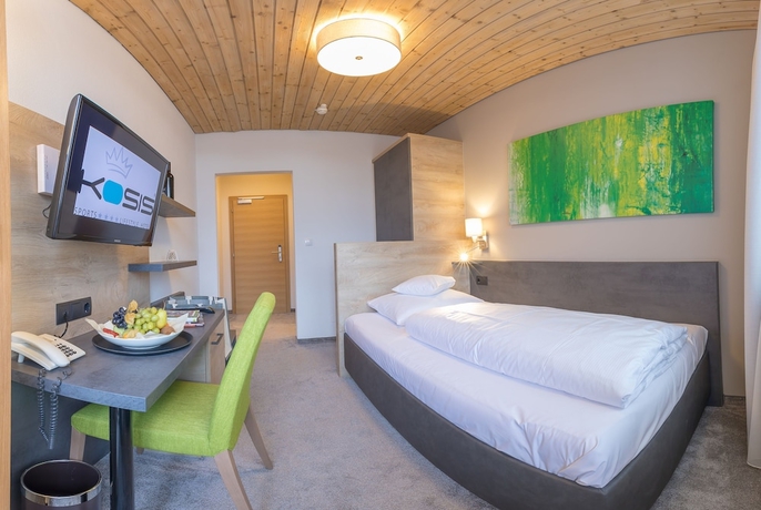 Imagen de la habitación del Hotel Kosis Sports Lifestyle. Foto 9