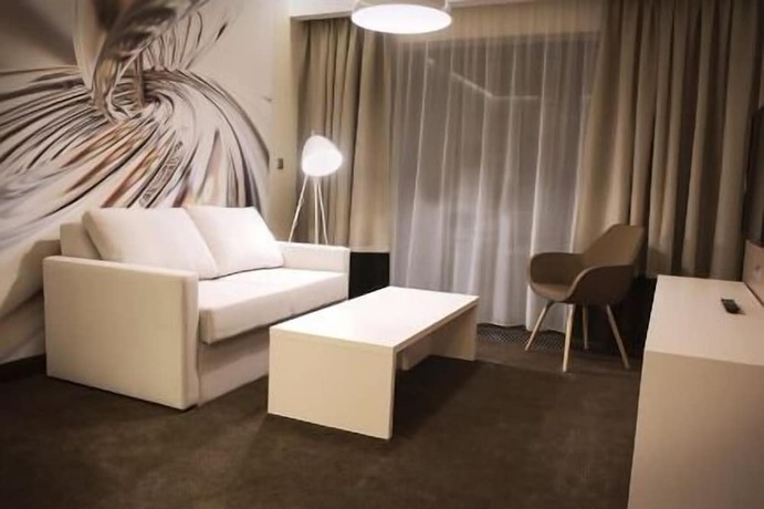 Imagen de la habitación del Hotel Kosma. Foto 3