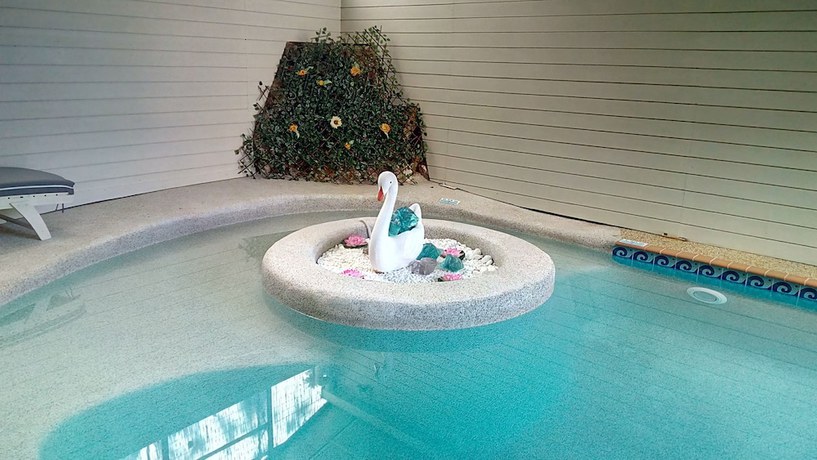 Imagen de la piscina del Hotel Kosmopolit, Loutraki. Foto 17