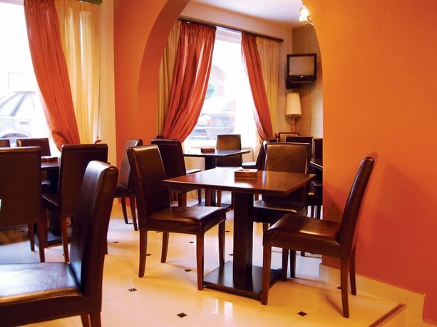 Imagen del bar/restaurante del Hotel Kosmopolit, Loutraki. Foto 8