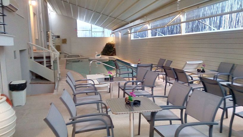 Imagen de la piscina del Hotel Kosmopolit, Loutraki. Foto 18