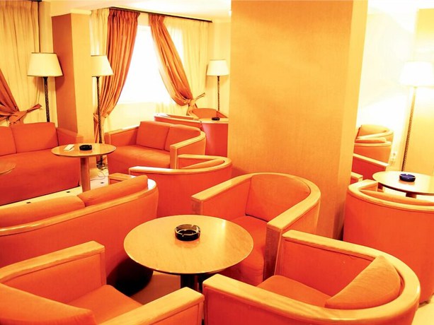 Imagen del bar/restaurante del Hotel Kosmopolit, Loutraki. Foto 10