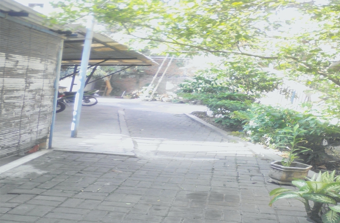 Imagen de los exteriores del Hotel Kost Semarang Peterongan Timur. Foto 14
