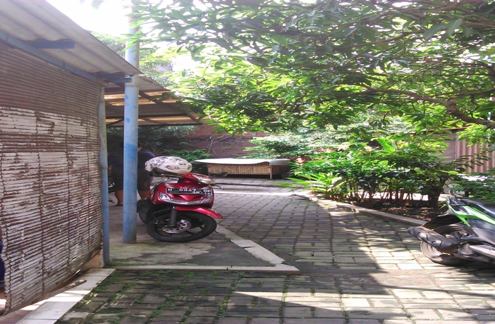 Imagen de los exteriores del Hotel Kost Semarang Peterongan Timur. Foto 15