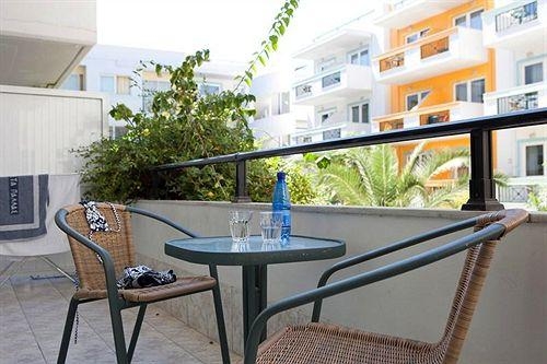 Imagen general del Hotel Kosta Palace. Foto 8