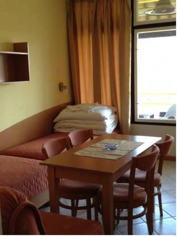Imagen general del Hotel Kosztol&aacute;nyi Apartmanh&aacute;z. Foto 9