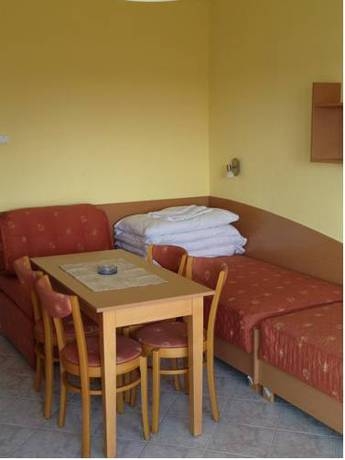 Imagen general del Hotel Kosztol&aacute;nyi Apartmanh&aacute;z. Foto 10